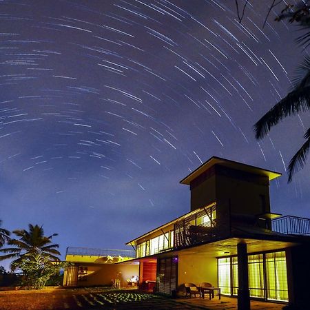 Homestay Namaha Meppādi Exteriör bild